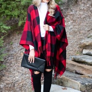 NWOT Black Red Plaid Shawl Poncho